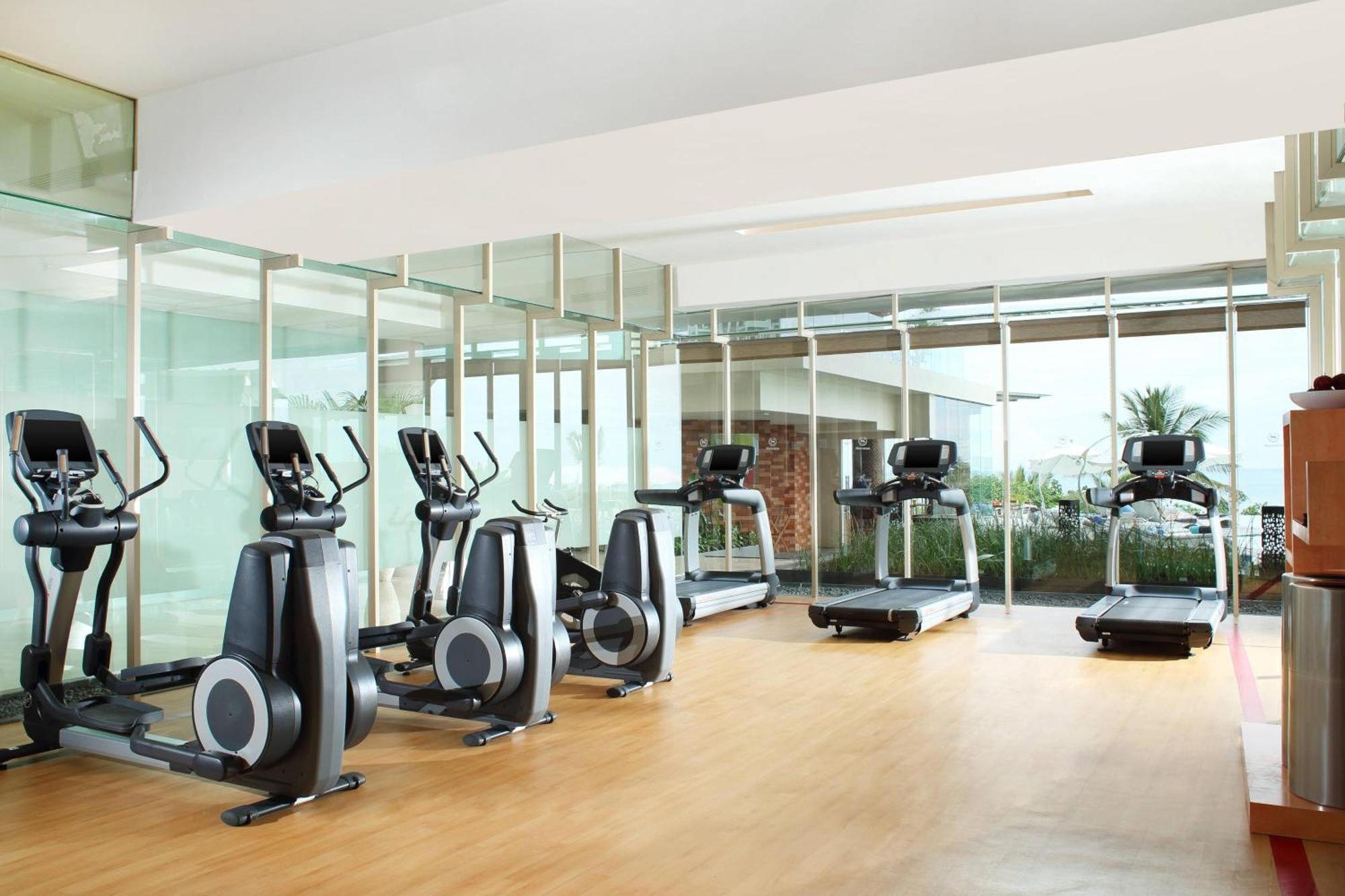 Sheraton Bali Kuta Resort Екстериор снимка The gym at the hotel