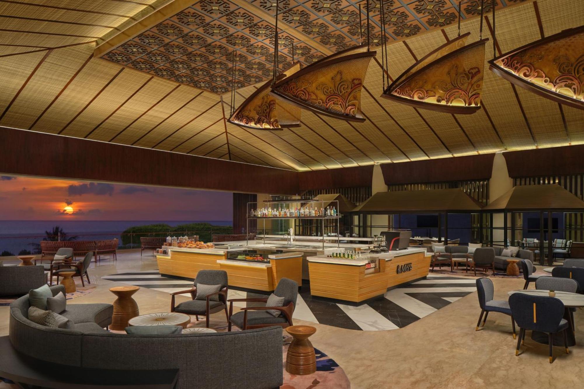 Sheraton Bali Kuta Resort Екстериор снимка The interior of the lounge