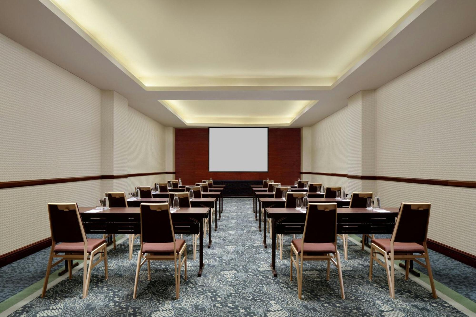 Sheraton Bali Kuta Resort Екстериор снимка Meeting room